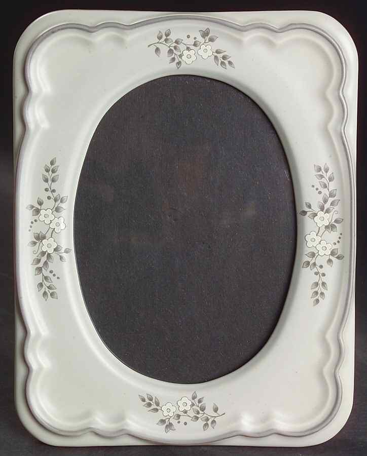 Heirloom 9" Picture Frame by Pfaltzgraff-1