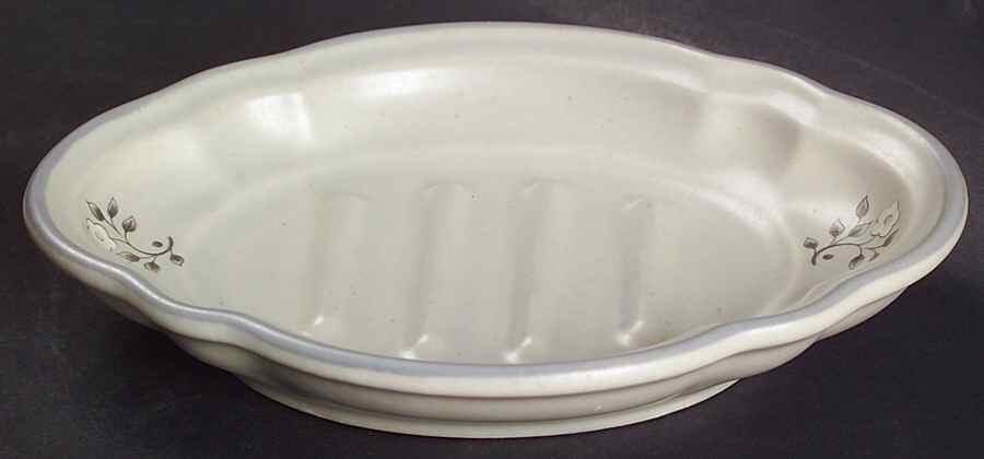 Heirloom Soap Dish by Pfaltzgraff-1
