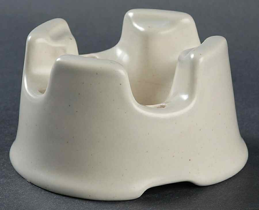 Heirloom Potpourri-Butter Sauce, Stand Only by Pfaltzgraff-1