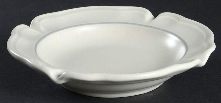 Heirloom 6" Ashtray by Pfaltzgraff-1