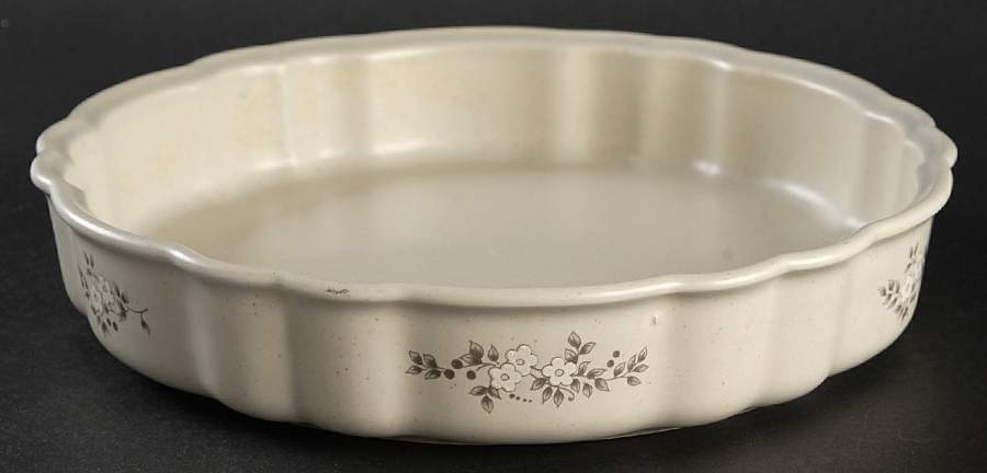 Heirloom 9" Quiche by Pfaltzgraff-1