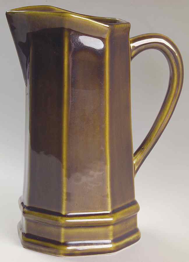 Heritage Green 32 Oz Pitcher by Pfaltzgraff-1