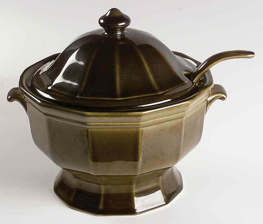 Heritage Green Tureen & Lid W/Ladle by Pfaltzgraff-1
