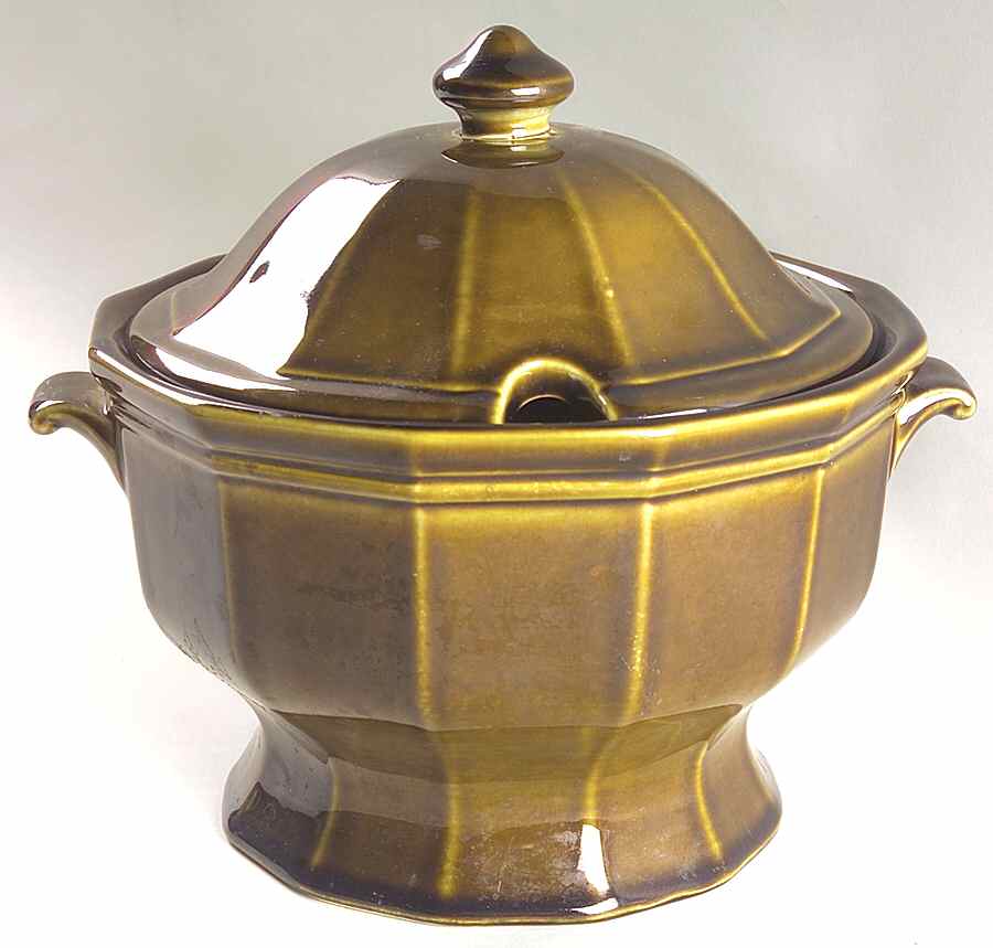 Heritage Green Tureen & Lid by Pfaltzgraff-1