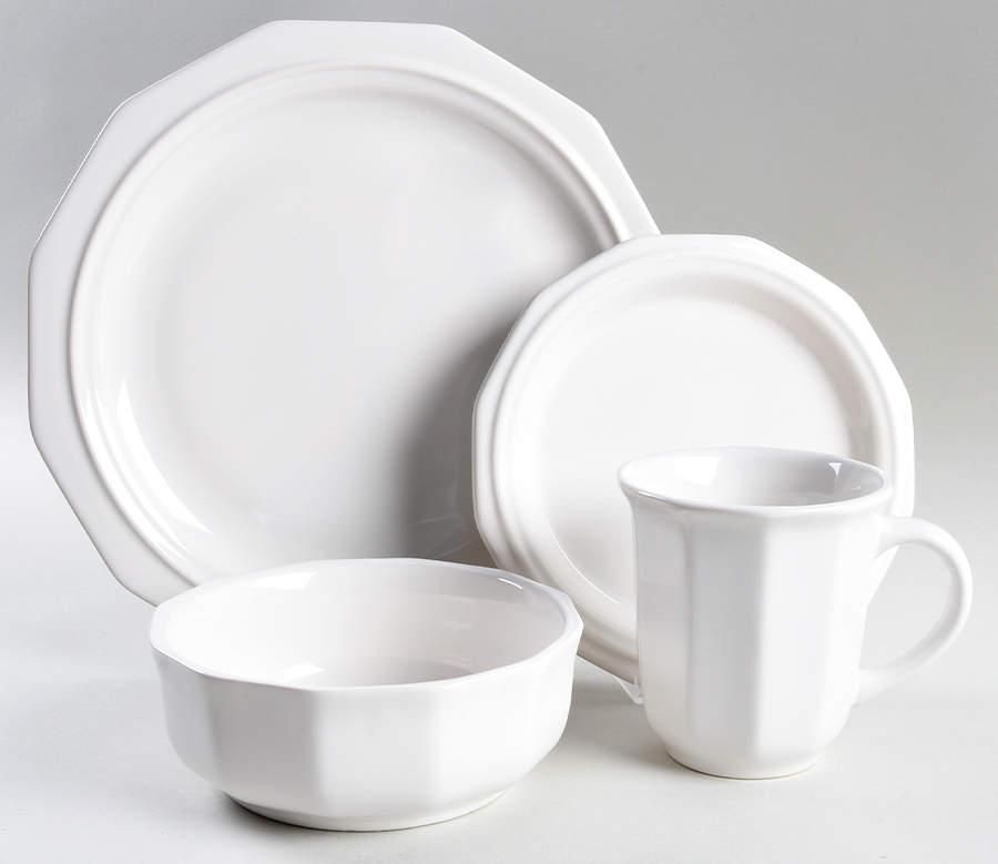 Heritage White 4 Piece Place Setting by Pfaltzgraff-1