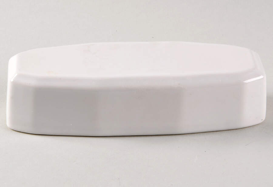 Heritage White Lid for 1/4 Lb Butter by Pfaltzgraff-1