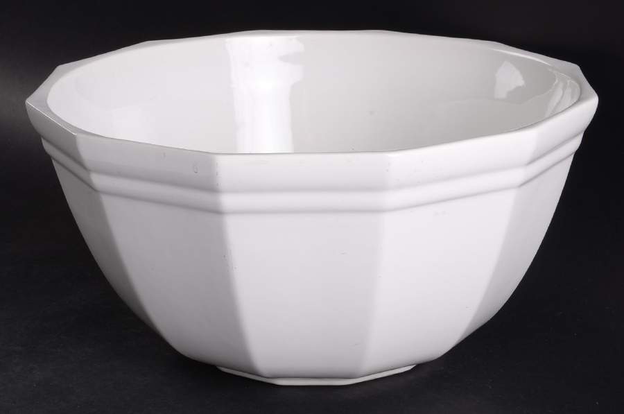 Heritage White 13" Large Salad Serving Bowl by Pfaltzgraff-1