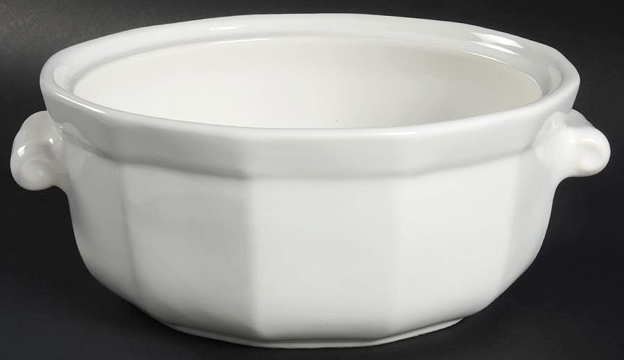 Heritage White 3 Quart Round Casserole No Lid by Pfaltzgraff-1