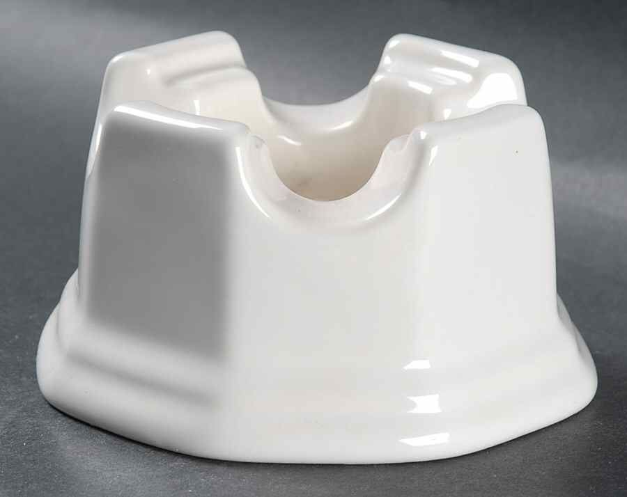 Heritage White Potpourri-Btr Sauce/Stand Only by Pfaltzgraff-1