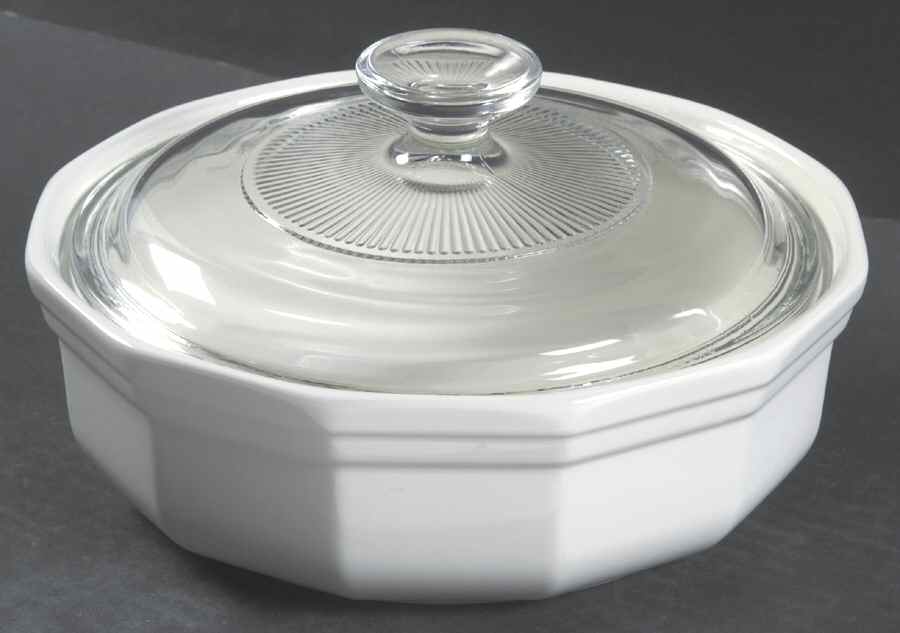 Heritage White 1.25 Qt Round Covered Casserole by Pfaltzgraff-1