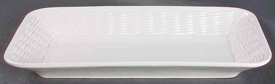 Heritage White Bread Basket Tray by Pfaltzgraff-1