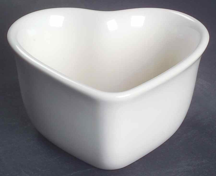 Heritage White Heart Shaped Custard Cup by Pfaltzgraff-1