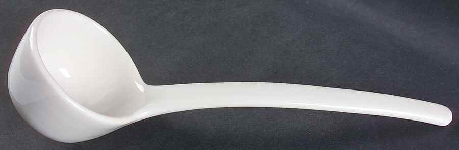Heritage White Tureen Ladle by Pfaltzgraff-1