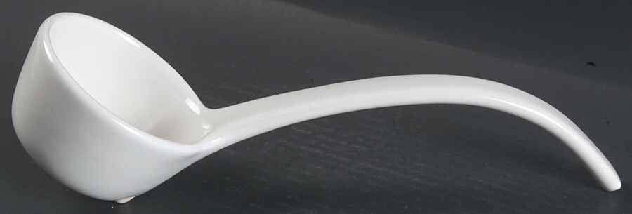 Heritage White Tureen Ladle by Pfaltzgraff-1