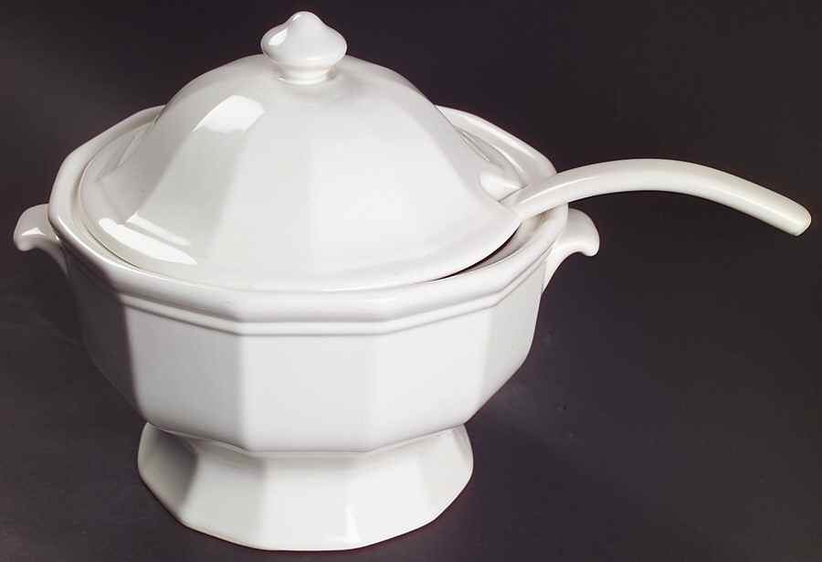 Heritage White Tureen & Lid W/Ladle by Pfaltzgraff-1