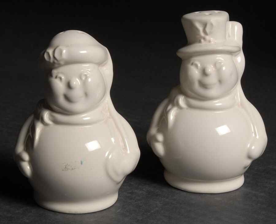 Heritage White Figural Salt & Pepper Set by Pfaltzgraff-1