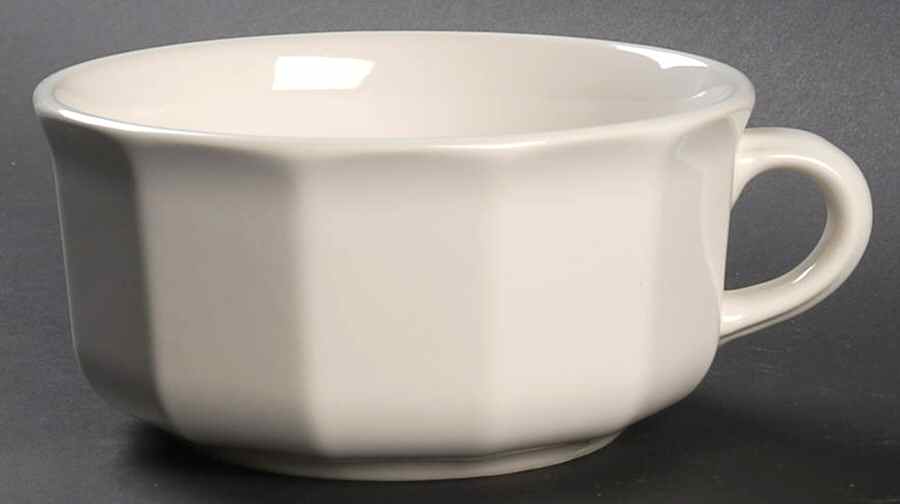 Heritage White 24 Oz Large Soup Mug by Pfaltzgraff-1