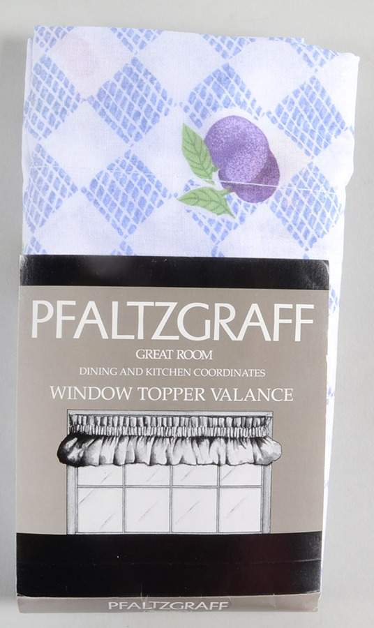 Hopscotch (Fruit) 72" X 14"  Curtain/Valance by Pfaltzgraff-1