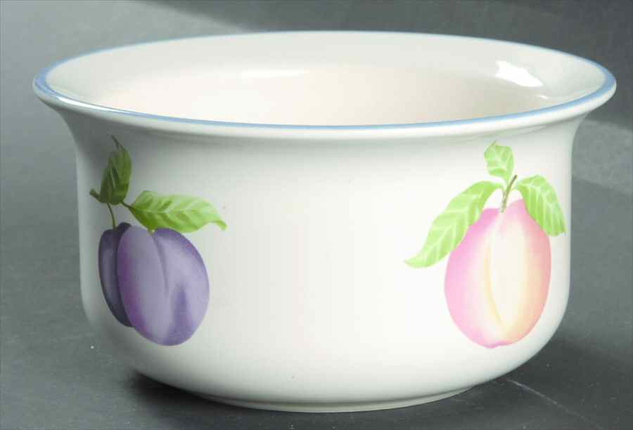 Hopscotch (Fruit) Everything Bowl by Pfaltzgraff-1