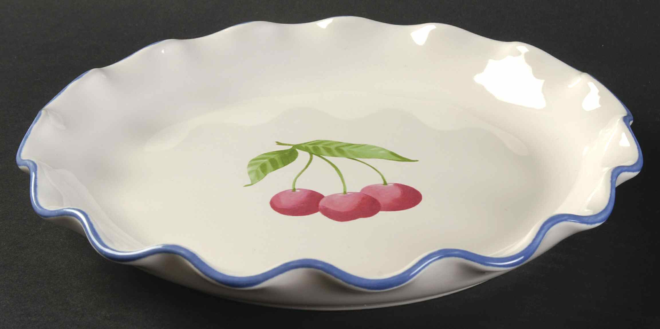 Hopscotch (Fruit) Fluted Luncheon Plate by Pfaltzgraff-1