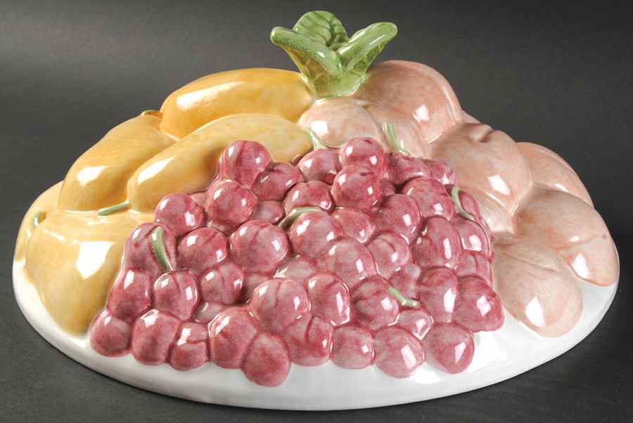 Hopscotch (Fruit) Ceramic Lid for Pie Plate by Pfaltzgraff-1