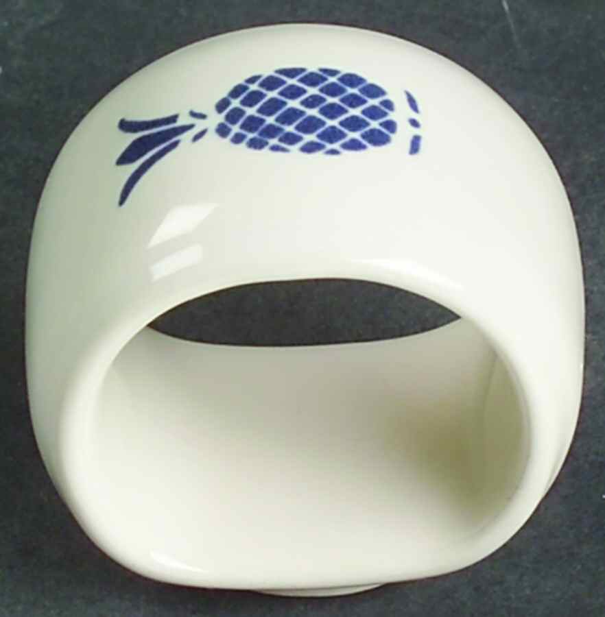Hospitality Napkin Ring by Pfaltzgraff-1