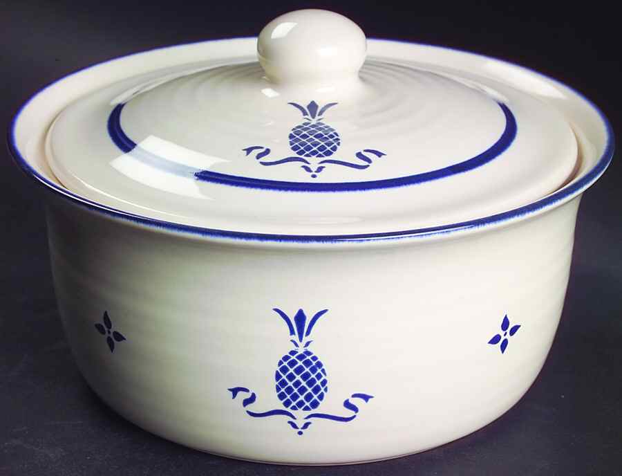 Hospitality 2 Qt Round Covered Casserole by Pfaltzgraff-1