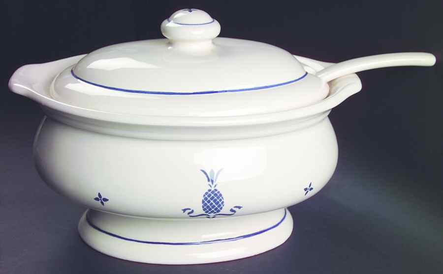 Hospitality Tureen & Lid w/Ladle by Pfaltzgraff-1