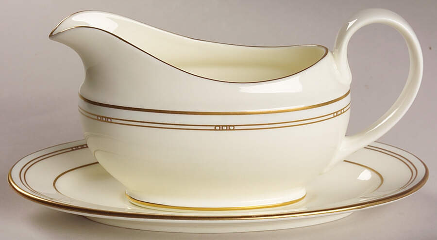 Innocence Gravy Boat & Underplate (Relish/Butter) by Pfaltzgraff-1