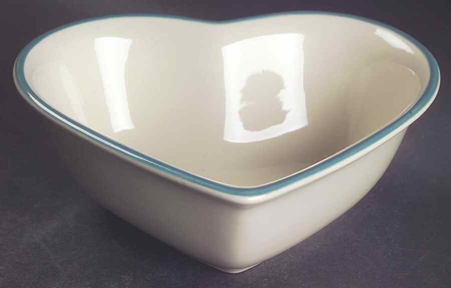 Juniper 6" Heart Shaped Bowl by Pfaltzgraff-1