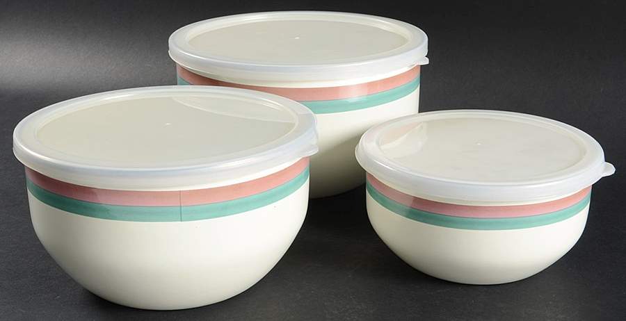 Juniper 3 Pc Metal Bowl & Plastic Lid (5 3/4", 7", 7 3/4") by Pfaltzgraff-1