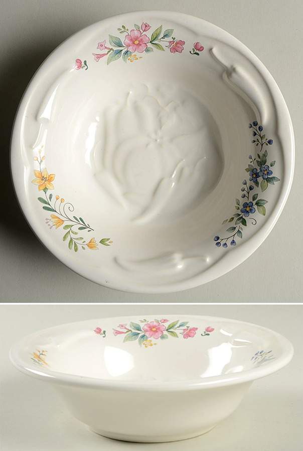 Meadow Lane Embossed Salsa Bowl by Pfaltzgraff-1