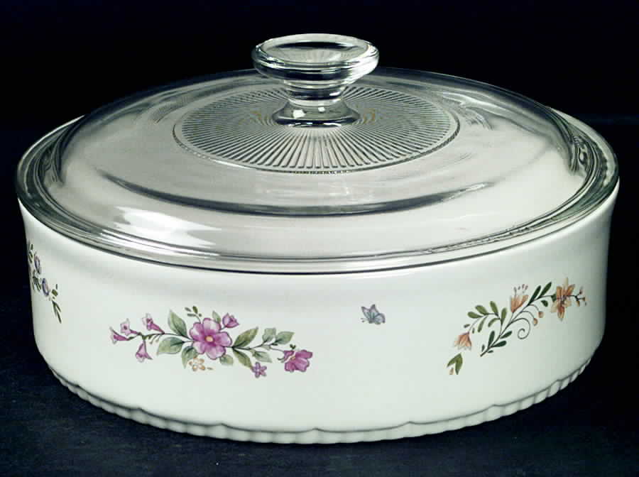 Meadow Lane 1.5 Quart Round Covered Baker by Pfaltzgraff-1