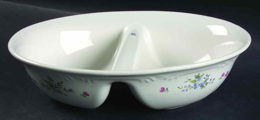 Meadow Lane 10" Oval Divided Vegetable Bowl by Pfaltzgraff-1