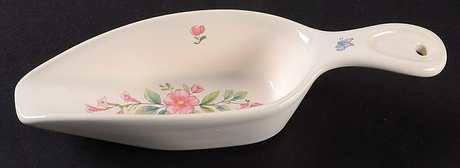 Meadow Lane Large Scoop by Pfaltzgraff-1