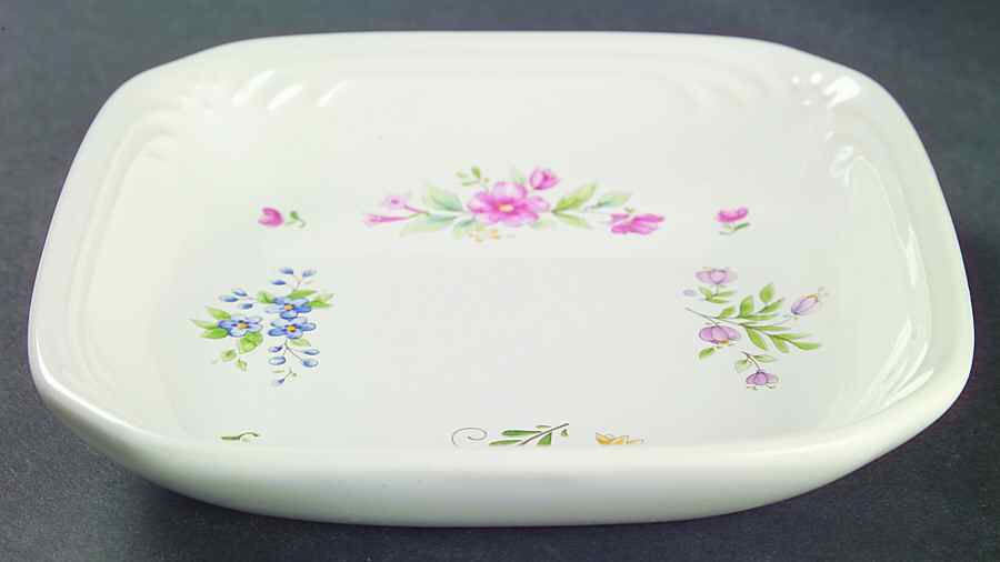 Meadow Lane Individual Square Sandwich Server by Pfaltzgraff-1