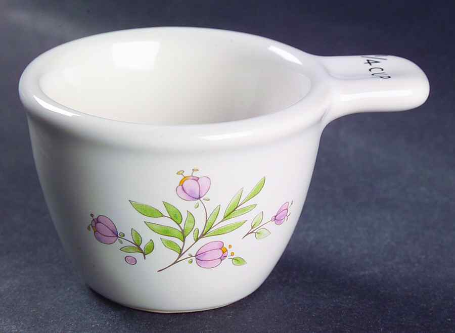 Meadow Lane 1/4 Cup Measuring Cup by Pfaltzgraff-1