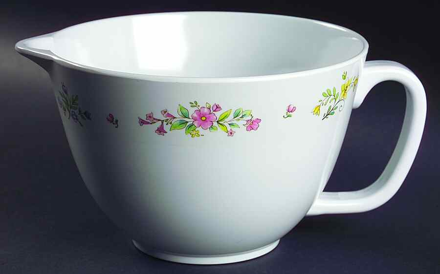 Meadow Lane Melamine Batter Bowl by Pfaltzgraff-1