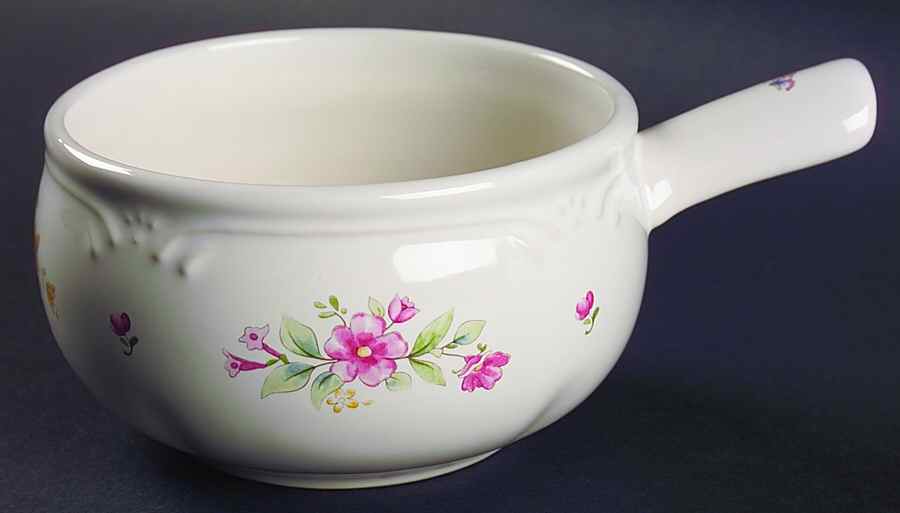 Meadow Lane One Stick Handled Soup/Snack Bowl (use with SNTR11) by Pfaltzgraff-1