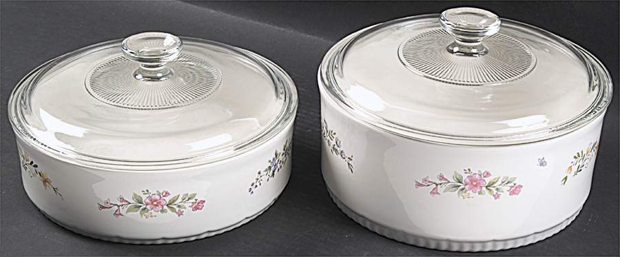 Meadow Lane 4-Piece Bakeware Set (2 Bakers with Lids) by Pfaltzgraff-1