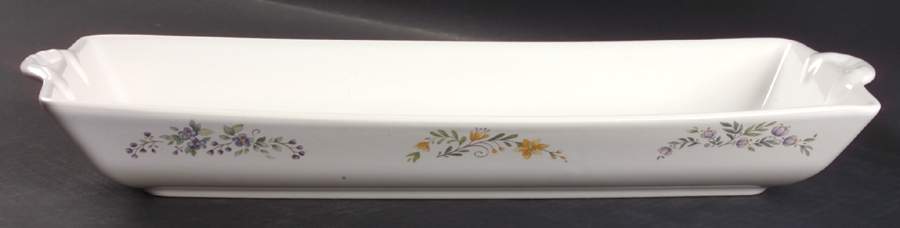 Meadow Lane 16" Bread Basket by Pfaltzgraff-1