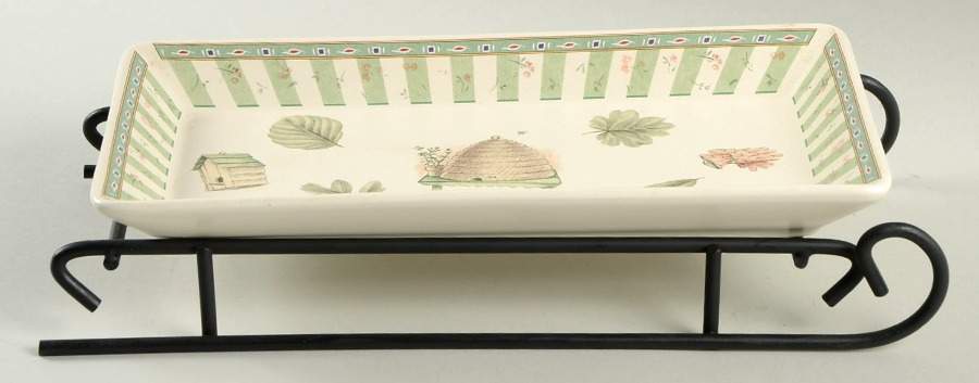 Naturewood Sled Server-11" Rectangular Tray W/Iron Sled Stand by Pfaltzgraff-1