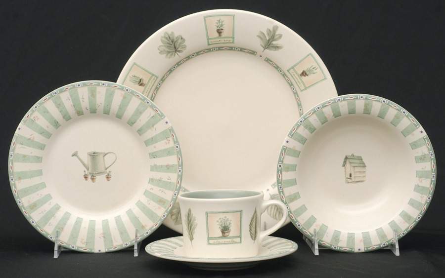 Naturewood 40 Piece Estate Set by Pfaltzgraff-1