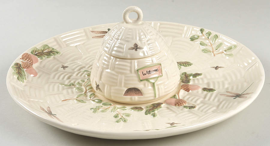 Naturewood (3 Piece) Embossed Cracker & Dip Set by Pfaltzgraff-1