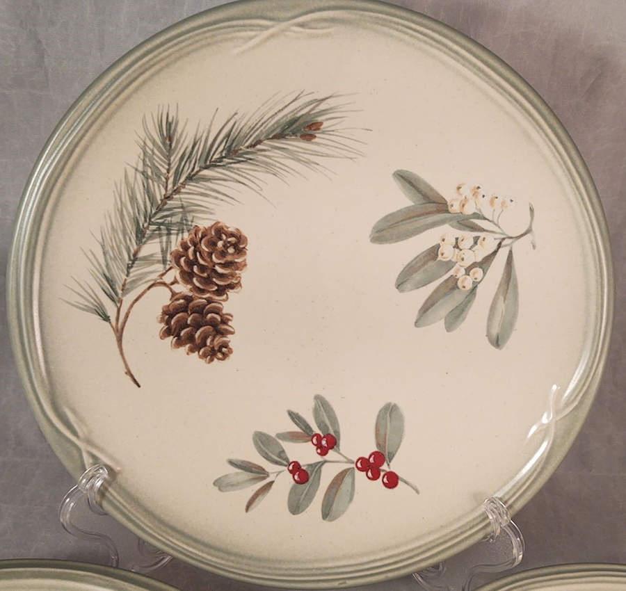 Naturewood 9" Round Buffet Plate by Pfaltzgraff-1