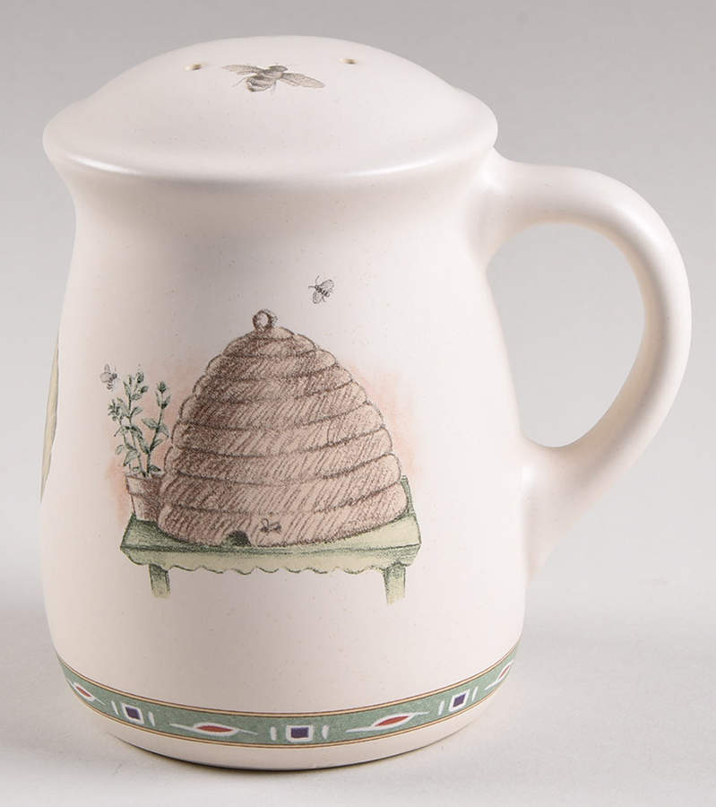 Naturewood Stove Top Salt Shaker by Pfaltzgraff-1