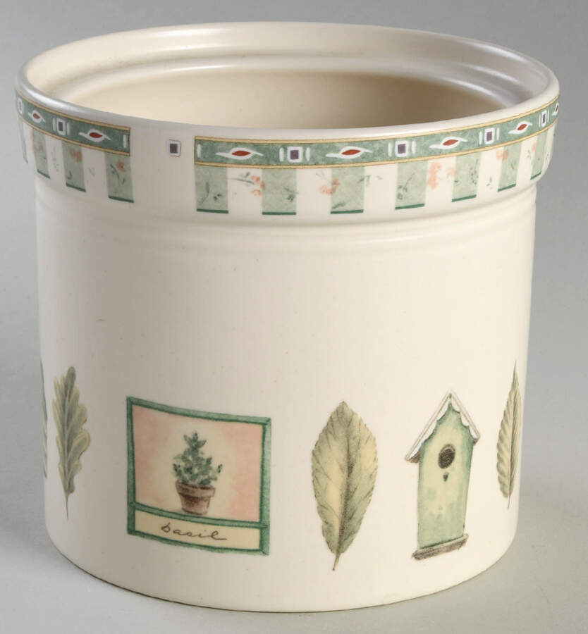 Naturewood Mini Canister No Lid by Pfaltzgraff-1
