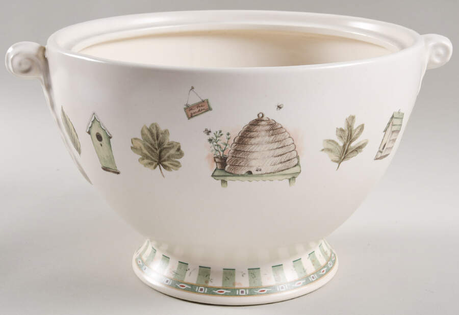 Naturewood Tureen No Lid by Pfaltzgraff-1