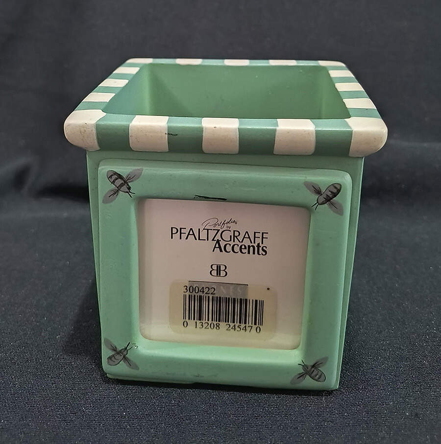 Naturewood Pot Shot/Frame& Planter-No Underplt(2 1/4"Pic) by Pfaltzgraff-1