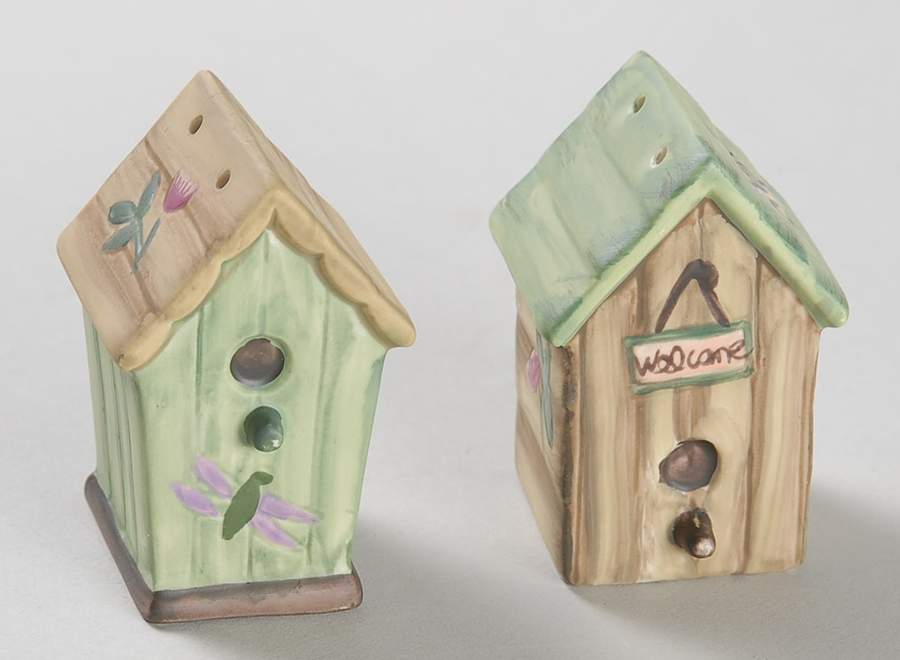Naturewood Figural Salt and Pepper by Pfaltzgraff-1